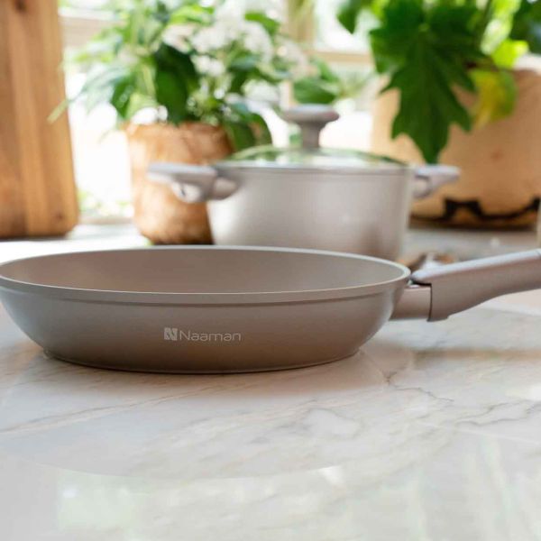 מחבת נון סטיק מסדרת Artisan