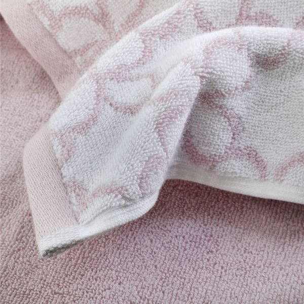 מארז מגבות ג’אקרד סדרת Cecile