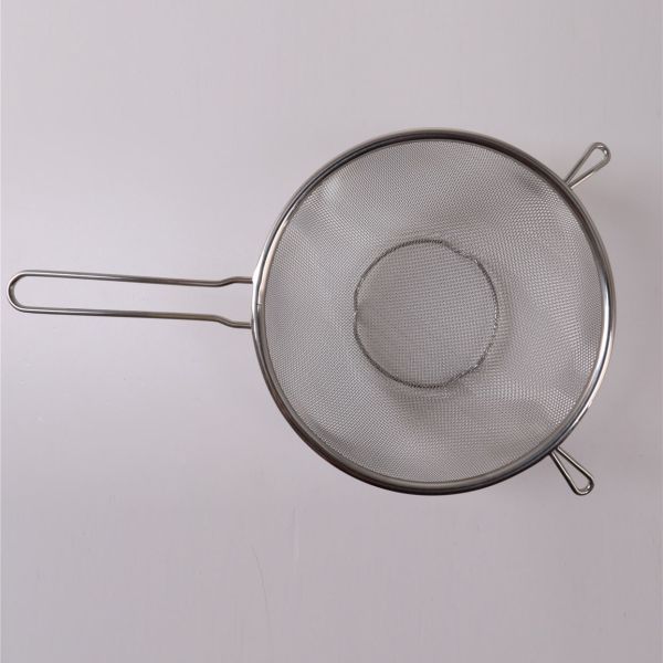 מסננת נירוסטה