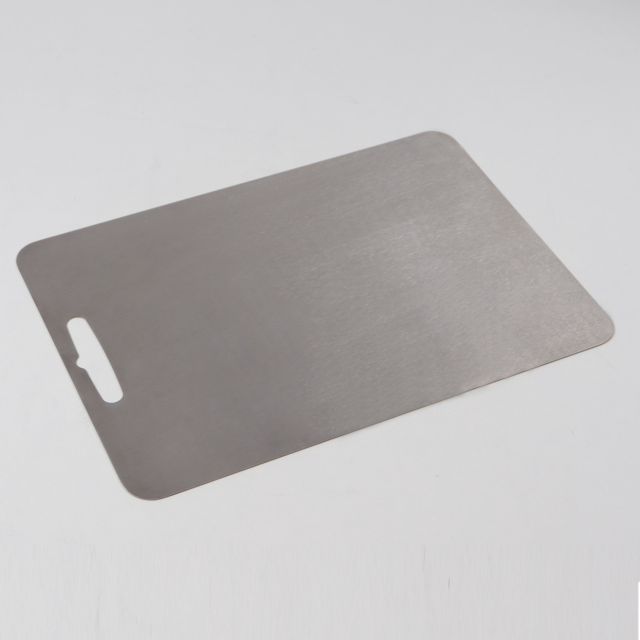 משטח חיתוך טיטניום אנטי-בקטריאלי