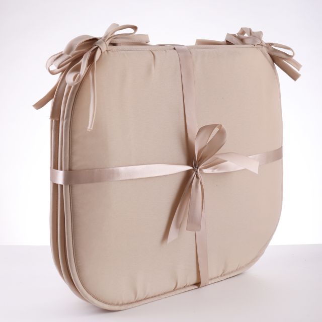 4 כריות לכיסא