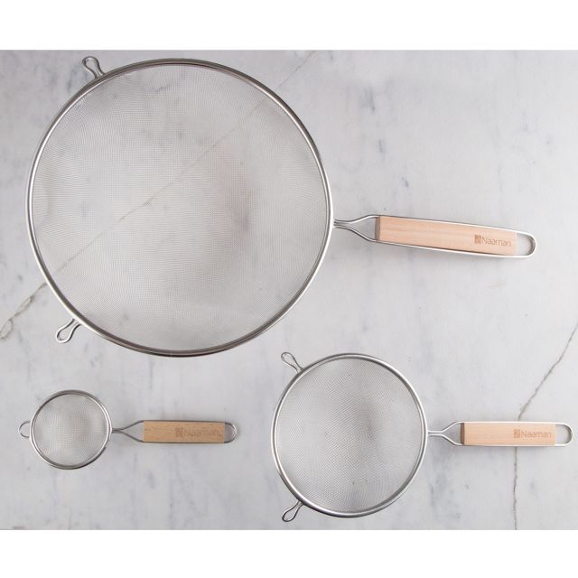 מסננת ידית עץ