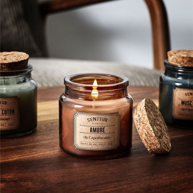 נר ריחני בכלי זכוכית עם פקק - 10 ס”מ