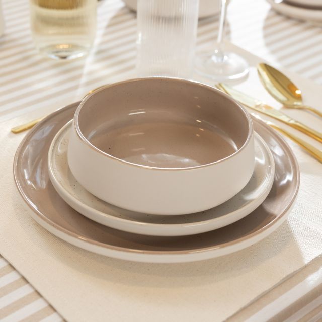 צלחות הגשה סטונוואר Sunder - מוקה