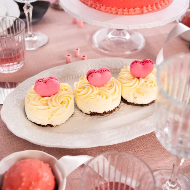 פלטת הגשה אובלית מפורצלן - White Samara